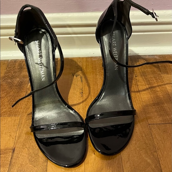 Stuart Weitzman NudistSong black patent-leather sandals - Picture 3 of 4